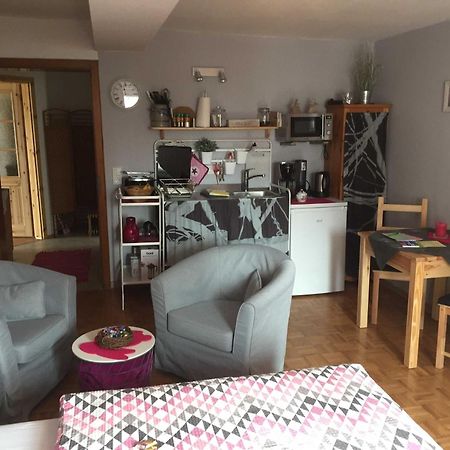 Appartement Im Alten Pfarrhaus Bad Zwesten Eksteriør bilde